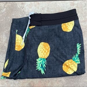 Old Navy pineapple board shorts ✨ Bundle 3 for $20 ✨